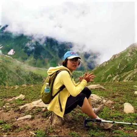 Thajiwas-Meadow. Trekking in the rain